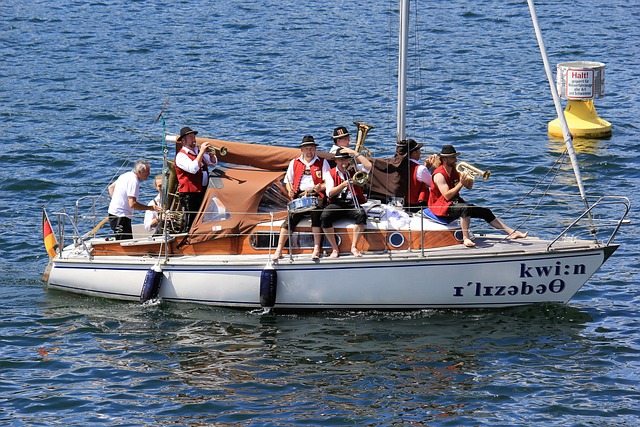 人陷困境如 人陷困境如